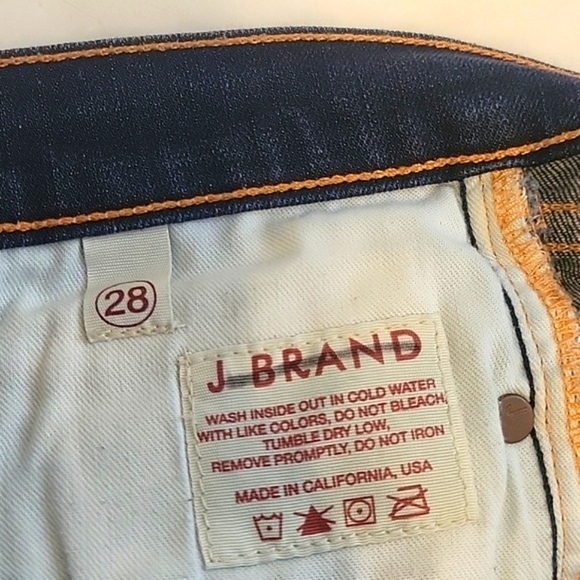 J Brand Cutoffs 28 - Picture 3 of 9